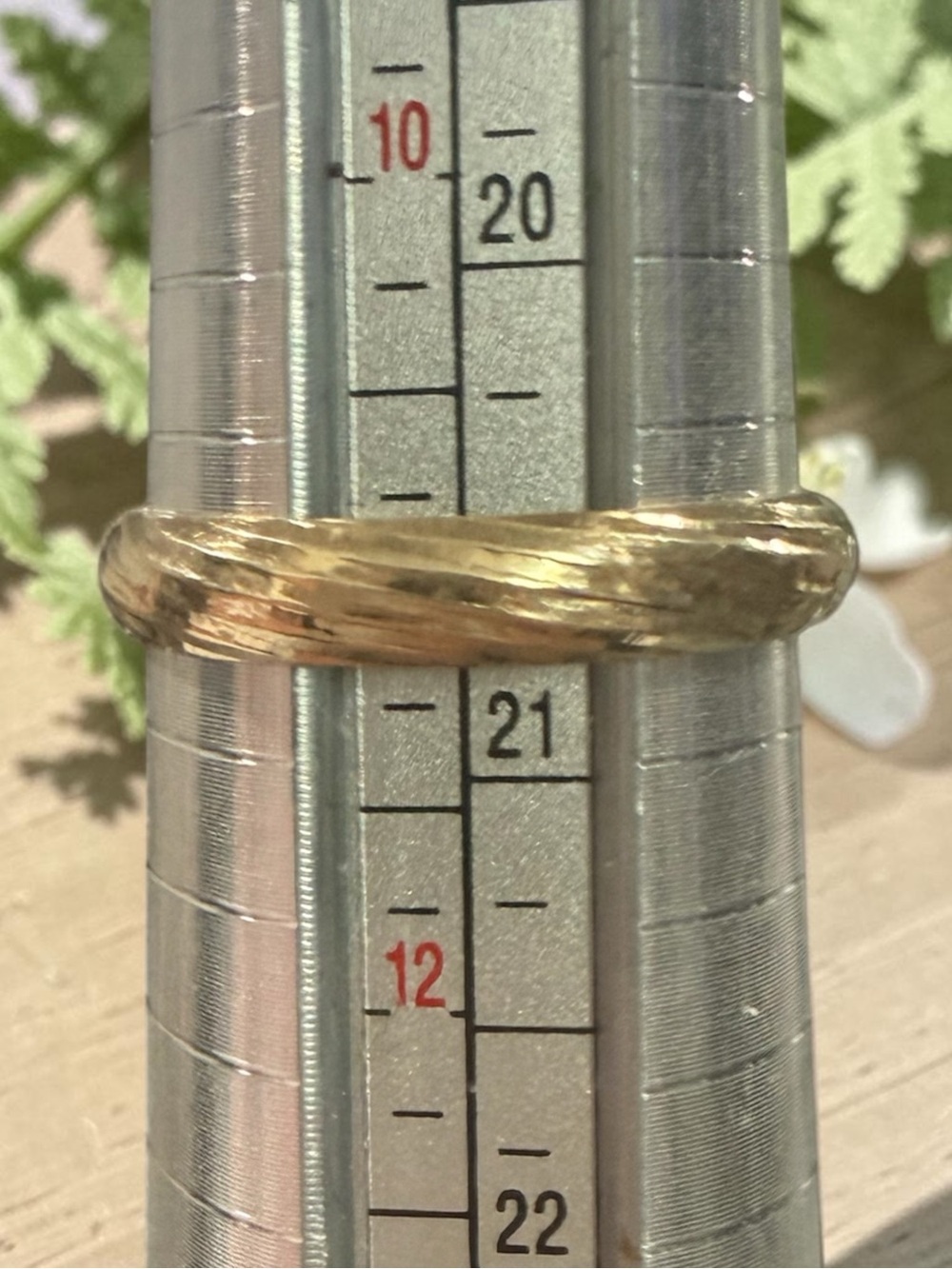 Solid 10K Gold Hammered Wedding Band Made in Peru Size 11 (Not SCRAP) - Picture 6 of 7
